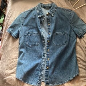 Womens vintage Eddie Bauer denim shirt sleeve button up